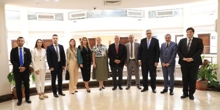 وزير التعليم العالي يبحث سبل التعاون مع وزيرة التعليم والعلوم وسفيرة دولة مقدونيا الشمالية بالقاهرة