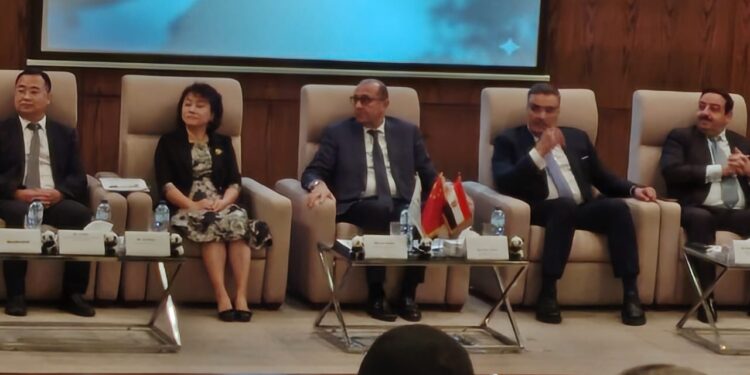 محمد سعده خلال كلمته في المؤتمر الدولي للتعاون التجاري والاستثماري المصري – الصيني: