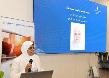 قطاع الإسكان والمرافق ينظم ندوة تحت عنوان “تكنولوجيا الإنارة الذكية” بمشاركة عدد من الخبراء والمتخصصين