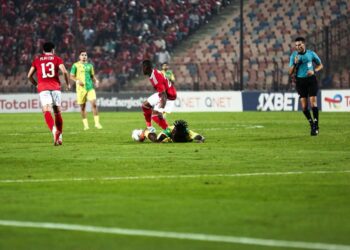 شبيبة القبائل يقلص الفارق مع الأهلي بهدف ذاتي والنتيجة 2 ــ 1