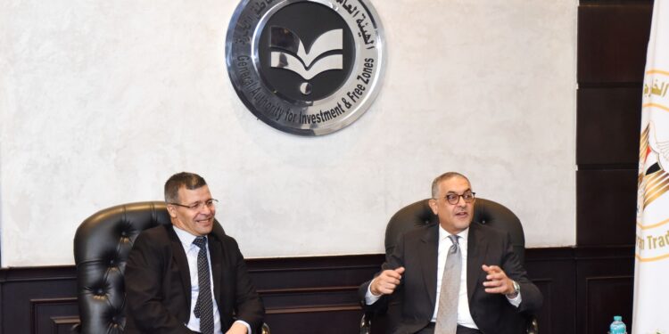 الهيئة العامة للاستثمار تستضيف الاجتماع الأول للجنة الفنية للتعاون الاستثماري المصرية الجزائرية على هامش أعمال اللجنة العليا المشتركة بين مصر والجزائر