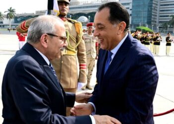 رئيس الوزراء ونظيره اللبنانى يعقدان جلسة مباحثات ثنائية اليوم