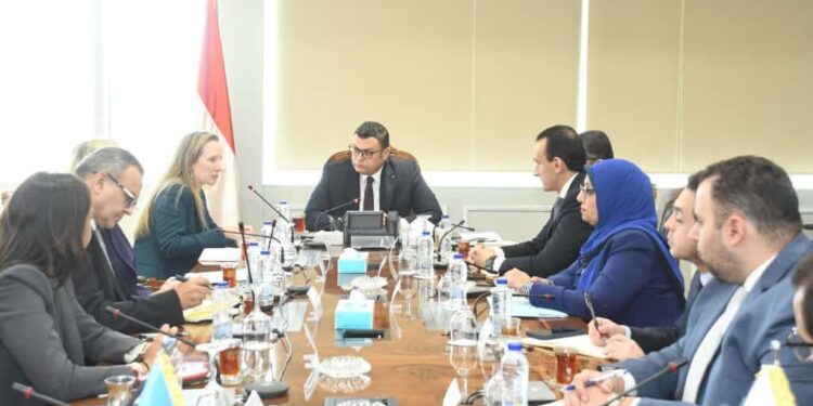 مساعد وزير الإسكان يبحث مع الجانب الألماني أوجه التعاون المشترك فى مجالات رفع كفاءة اداء الخدمات والبنية الأساسية بالمدن الجديدة