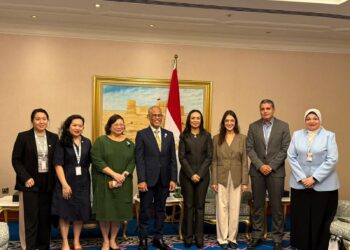 وزيرة التضامن تلتقي وزير الأسرة والتنمية الاجتماعية بجمهورية سنغافورة