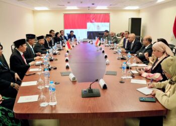 وزير التربية والتعليم يبحث مع نظيره الإندونيسي سبل تعزيز التعاون وتبادل الخبرات في مجال التعليم والتعليم الفني