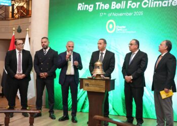 البورصة المصرية تحتفل بفعالية “قرع الجرس من أجل المناخ” وتؤكد التزامها بالاستدامة