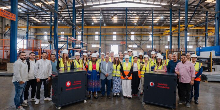 ڤودافون ومفوضية اللاجئين تطلقان مرحلة جديدة من برنامج التعليم الرقمي للاجئين في مصر