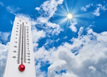 الطقس غدا.. ارتفاع درجات الحرارة وظاهرة خطيرة صباحاً