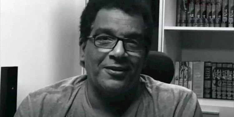 تشييع جنازة السيناريست أحمد عبد الله اليوم من مسجد السراج المنير بالدقي