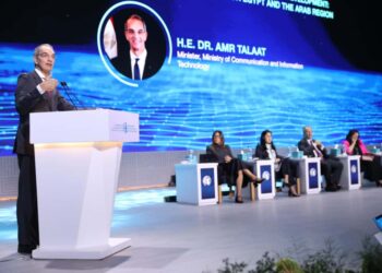عمرو طلعت: الذكاء الاصطناعى أداة لتعزيز كفاءة الإنتاج وتحقيق التنمية البشرية في مصر”