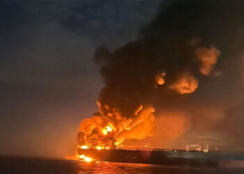 هجوم غامض على ناقلتي نفط يُثير القلق في تركيا والبحر الأسود