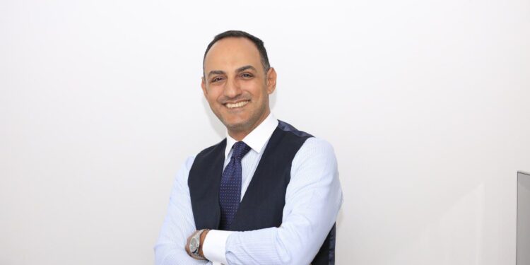 عبد الوهاب: خفض أسعار الفائدة بـ100 نقطة أساس هو السيناريو الأقرب في اجتماع لجنة السياسة النقدية اليوم