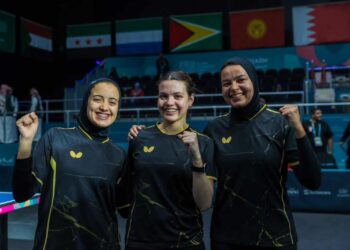 وزير الشباب والرياضة يتابع البعثة ويهنئ أبطال مصر