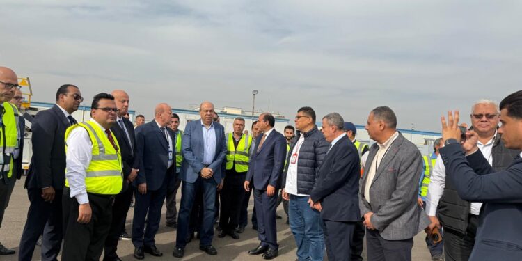 مطارا القاهرة وسفنكس الدوليين يشهدان حركة تشغيل مكثفة