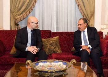 وزير الخارجية يستقبل السكرتير العام للمحكمة الدائمة للتحكيم