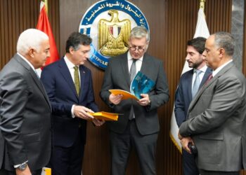 مصر تمد التزام خليج السويس ودلتا النيل مع إيني الإيطالية حتى عام 2040