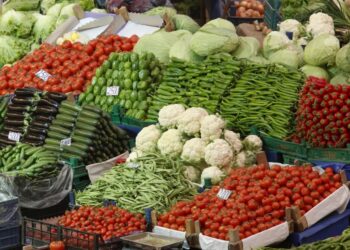 أسعار الخضروات والفاكهة في مصر اليوم السبت