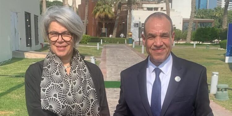 وزير الخارجية يلتقي مبعوثة الاتحاد الأوروبي للقرن الأفريقي