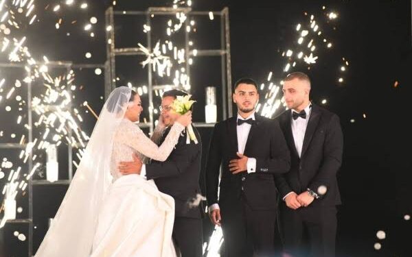 دموع الفرح والرقص والغناء.. محمد هنيدي يحتفل بزفاف ابنته فريدة بحضور نجوم الفن