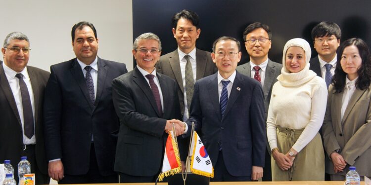 «الجمارك» توقّع مذكرة تفاهم مع نظيرتها الكورية.. لتحديث نظم تكنولوجيا المعلومات ودعم التجارة الإلكترونية