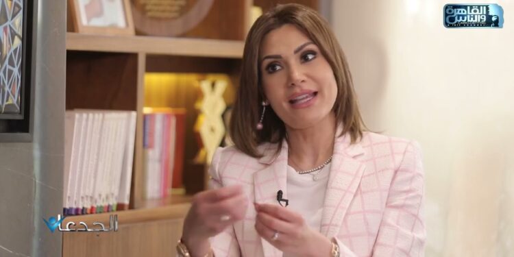 من هي دينا طلعت بعد ارتباط اسمها بعمرو أديب؟.. بعد طلاقه من لميس الحديدي