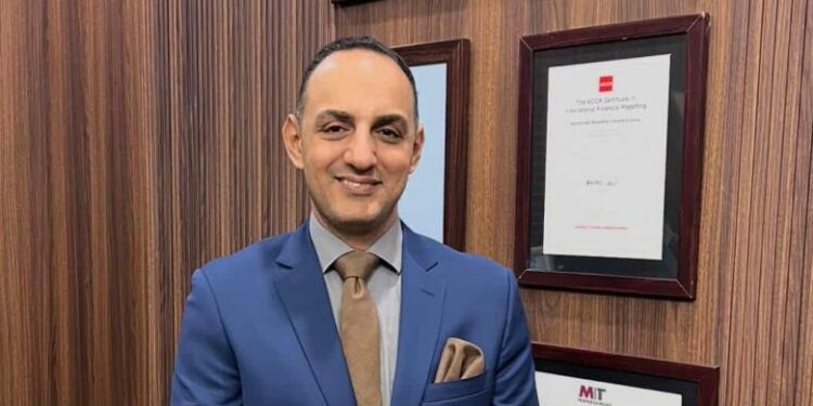 خبير اقتصادي: ضخ الفيدرالي 40 مليار دولار شهريًا يشير لتحولات كبرى في السياسة النقدية