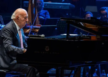 عمر خيرت يلتقى اليوم جمهوره فى قطر بأولى حفلاته بعد أزمته الصحية