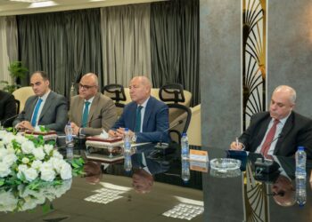 وزير الإنتاج الحربي يستقبل محافظيّ القاهرة والقليوبية لبحث سبل تعزيز التعاون المشترك