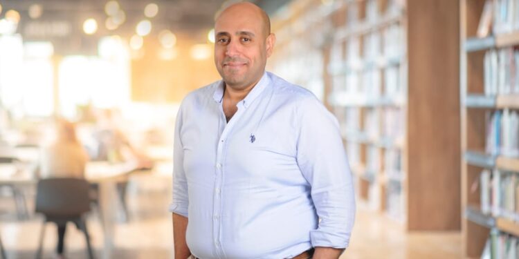 إسلام نصر الله: الذكاء الاصطناعي لن يُلغي الوظائف بل سيُعيد تعريفها ويخلق فرصًا جديدة في الاقتصاد الرقمي