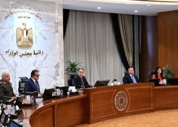 رئيس الوزراء يترأس الاجتماع الأسبوعي للحكومة