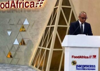 رئيس الهيئة المصرية العامة للمعارض والمؤتمرات يلقي الكلمة الافتتاحية لمعرض فود أفريكا/باك بروسيس