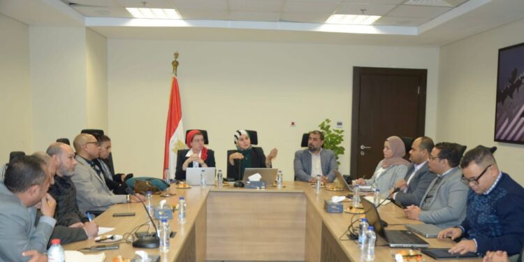 وحدة المدن المستدامة تناقش خطط العمل التنفيذية للتحول الأخضر