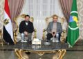 وزير الشباب والرياضة يلتقي محافظ المنيا بديوان المحافظة