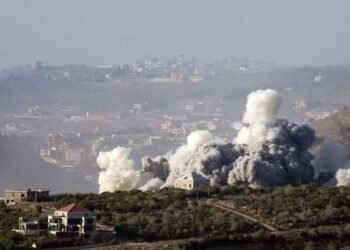 سلاح جو الاحتلال ينفذ ضربات على أهداف تابعة لحزب الله جنوبي لبنان