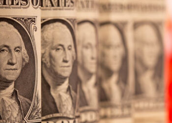 أسعار الدولار في مصر اليوم الأحد