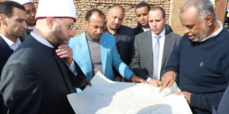 وزير الأوقاف يتفقد وقف سيدي يوسف أبو الحجاج الخيري بالأقصر
