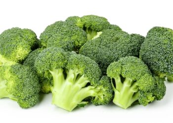 ماذا يحدث لجسمك عند تناول البروكلي؟