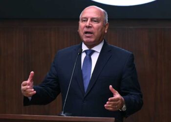 كامل الوزير: دخل الأسرة في «قفط» بقنا 14 ألف جنيه.. فيديو