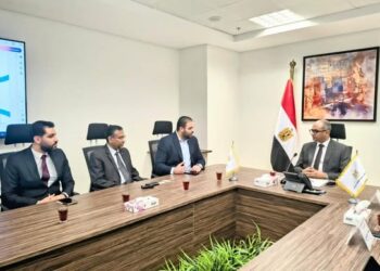 نائب وزير الإسكان يبحث التعاون مع شركة كورية متخصصة في تصنيع مكونات محطات تحلية المياه والصرف الصحي