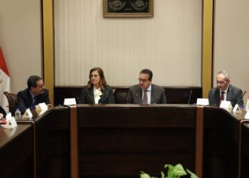 وزير الصحة يترأس اجتماع اللجنة الاستشارية العليا للتنمية البشرية