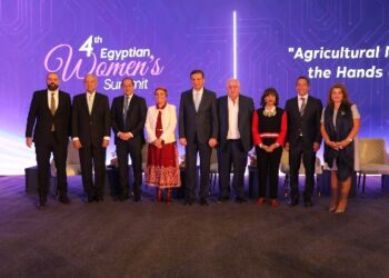 وزير الزراعة يطلق مبادرة بدعوة طلاب الجامعات لزيارة المراكز البحثية الزراعية والمعامل المتطورة لاكتساب الخبرات