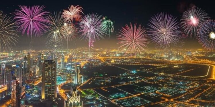 بيان مهم من الأرصاد يكشف حالة الطقس ليلة رأس السنة