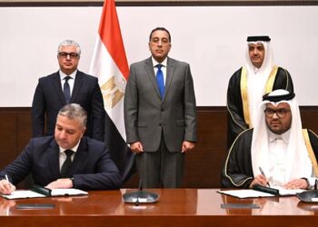 مدبولي يشهد توقيع عقد مشروع شركة “المانع” القابضة القطرية لإنتاج وقود الطائرات المستدام بالسخنة