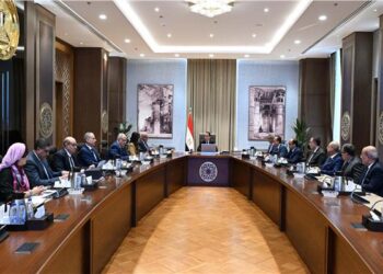 رئيس الوزراء يتابع أنشطة ومشروعات الهيئة العربية للتصنيع في مجال الصناعات المدنية والتدريب