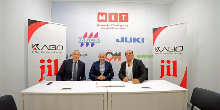 النصر للملابس والمنسوجات (كابو) توقع شراكات دولية لتطوير المصانع ودعم خطط التصدير