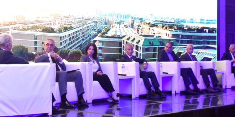 رئيس هيئة الاستثمار يشارك في مؤتمر التكنولوجيا العقارية والمدن الذكية المستدامة “NeoGen”