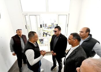 وزير الإسكان يتفقد مشروع “سكن لكل المصريين” والمدينة التراثية بالعلمين الجديدة