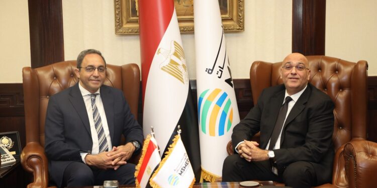 جهاز تنمية المشروعات يتعاون مع محافظة قنا لتطوير التكتلات الحرفية ورفع تنافسيتها وتسويق منتجاتها