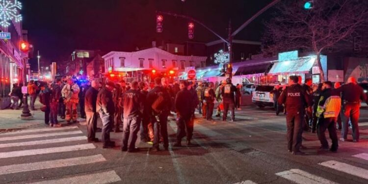 مصرع وإصابة 25 شخص.. عمدة «بروفيدنس» يطلب الدعاء لضحايا حادث إطلاق النار بجامعة براون