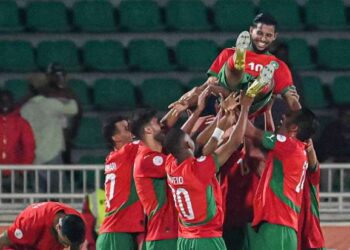 المغرب والإمارات في صدام ناري بنصف نهائي كأس العرب 2025